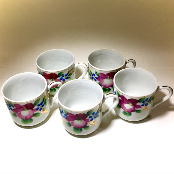 SOLD!❤️PORCELAIN DEMITASSE CUPS GOLD TRIM VINTAGE - Picture 4 of 11